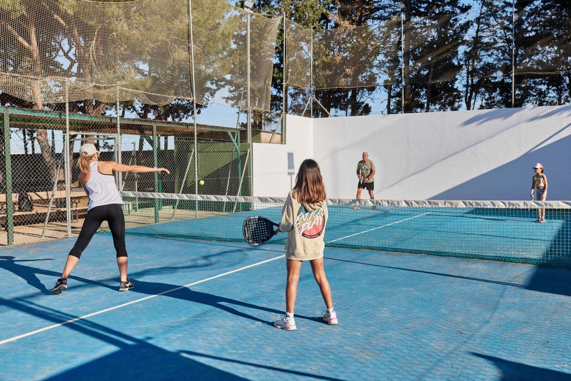 Taiga Conil Otel Conil De La Frontera Dış mekan fotoğraf